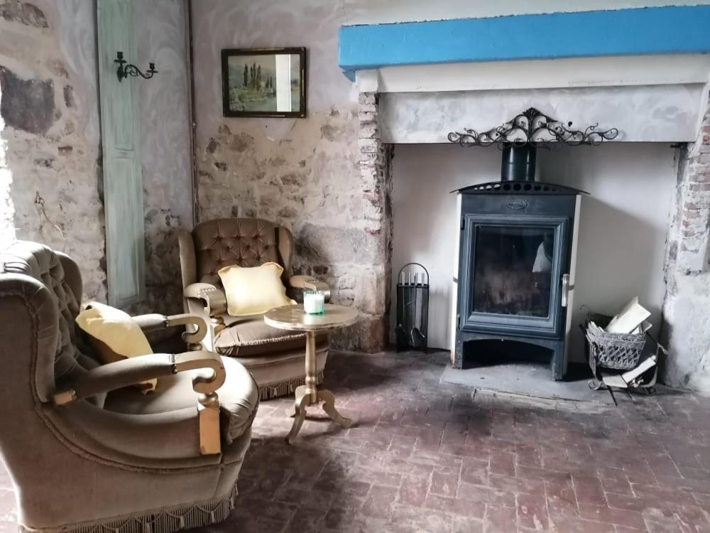 Hotellerie Jardiniers Gourmands Morsains Bagian luar foto